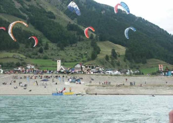 kiten kitesurfen reschensee reschenpass graun